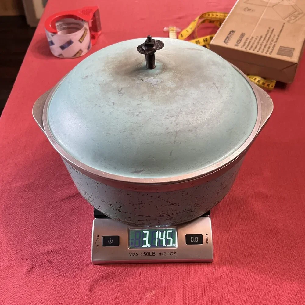 Antique Vintage Club Aluminum Turquoise 4-Quart Dutch Oven Stock Pot Pan
